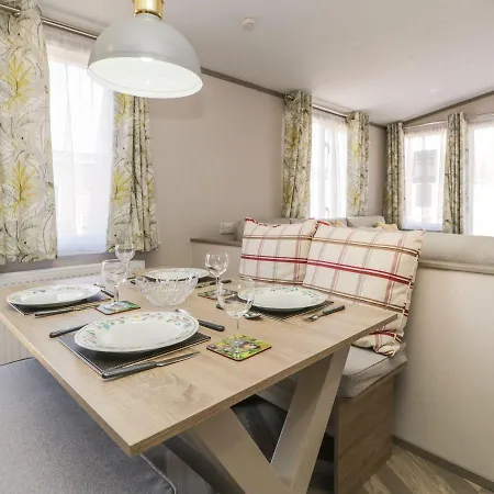 Discovery Lodge * Cockermouth